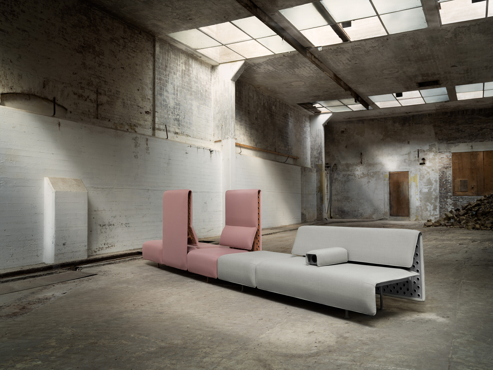 Offecct_Circulus_byMarioFerrarini_pink+grey_row