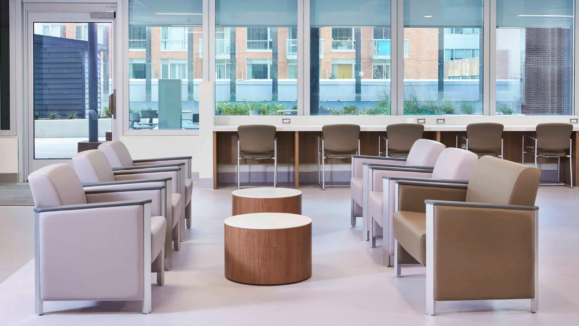 flokk-interior-spec-acquisition_07