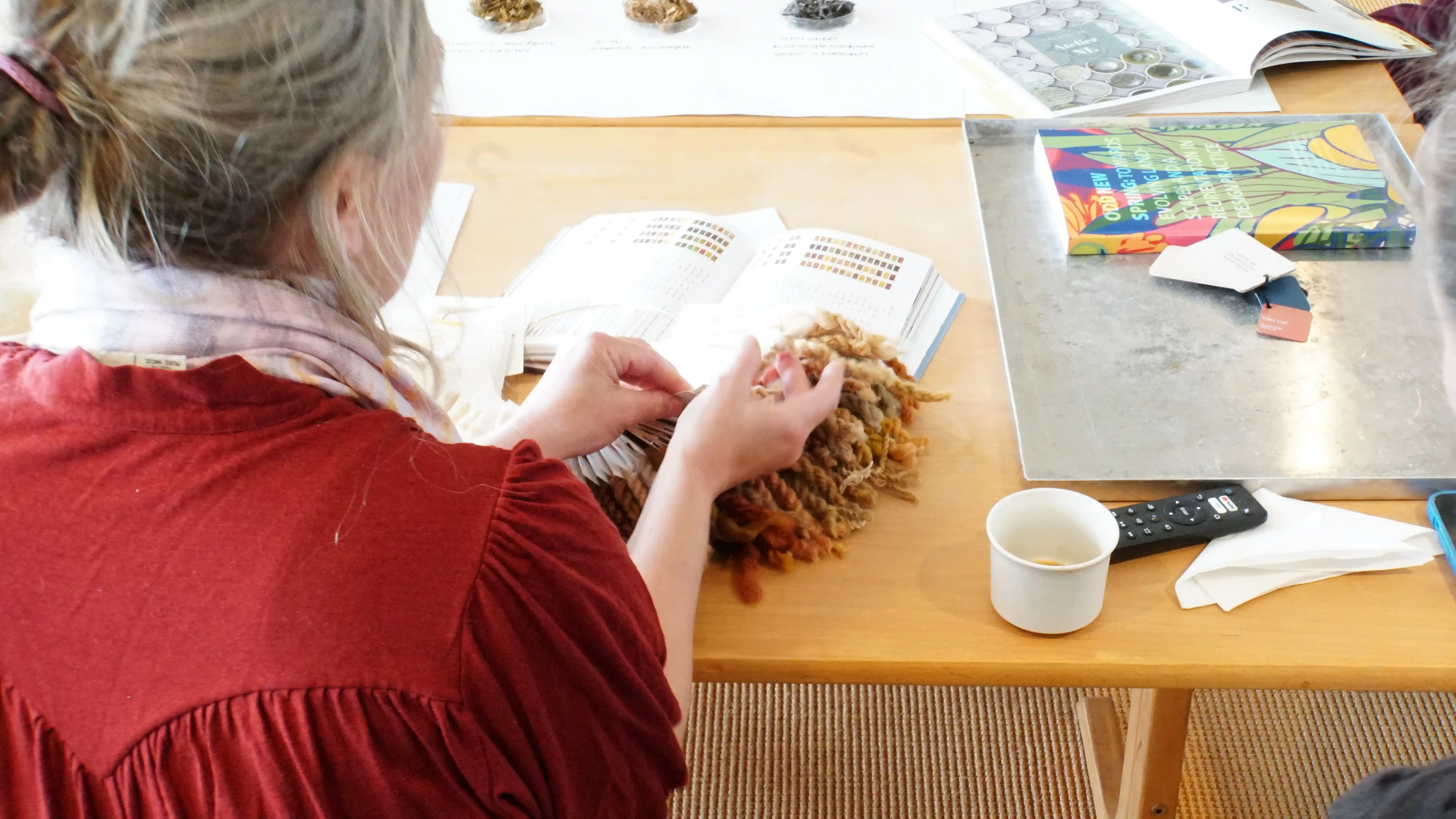 flokk-images-materials-articles-research-bio-mass_06