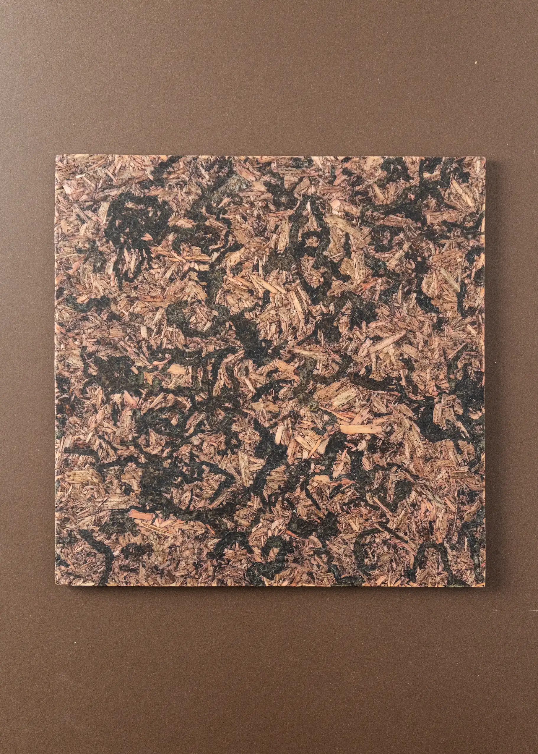 flokk-images-materials-articles-research-bio-mass_28